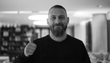 ОФИЦИАЛНО: Даниеле Де Роси е футболист на Бока Хуниорс + ВИДЕО