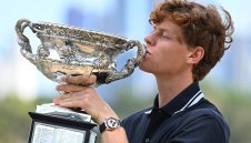 Допинг: "Лауреус" отмени номинацията на Синер за "Спортист на годината"