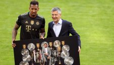 Легенда на Байерн пред трансфер във Франция