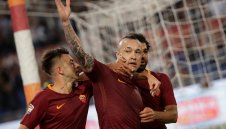 Рома не пуска Наинголан