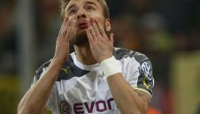 Дортмунд продължава напред за Купата след трудна победа в Дрезден