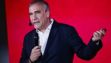 Стойчо Младенов за Пауло Нога: ЦСКА освободи много качествен човек