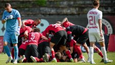 Драма в София! Спас Делев герой за Локо с гол в 95-ата минута