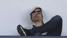 Бербатов призова: Доживотни наказания за расистите! Срам ме е