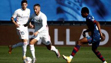 Реал с безпроблемна победа, Азар се отпуши