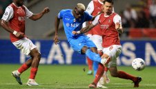 За Осимен е странно, че не вкара на Брага