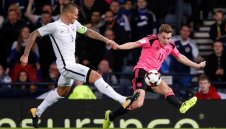 Трудна победа доближи Шотландия до баражите