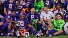 Делегация от Ал-Хилал на крака при Меси