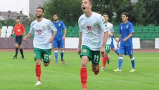 Ботев с трансферен удар, взима перла на Левски