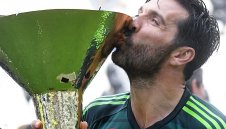 Там ли е Кристиано Роналдо? Вижте идеалния отбор на Юве за последните 10 г. + СНИМКИ