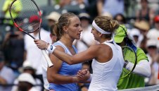 Кузнецова – Азаренка е финалът при жените в Маями