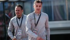 „Синя“ драма! Генчев и Левски на различни позиции за ключов пост