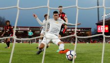 Юнайтед не допусна нова издънка, удари Борнемут с 2:0