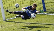 Интер сменя Ханданович с Миранте