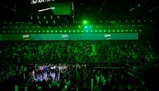 Легенда! Усик надмина и Ленъкс Люис