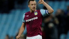 Джон Тери обмисля бъдещето си