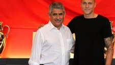 Барса влиза в покера за Линдельоф