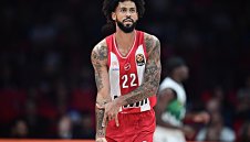 Олимпиакос преби литовци, Везенков само с 14 точки