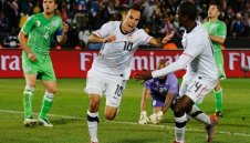 Холивудска драма изстреля САЩ на осминафинал