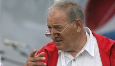 Ще го помним с усмивка! Вижте бисерите на Димитър Пенев