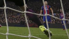 Иниеста: От това равенство боли