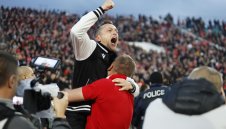 Христо Янев готви капан за Левски
