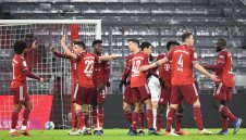 Байерн се оголи в средата