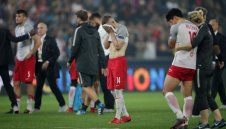 В Залцбург са съкрушени, обвиниха съдията за отпадането си 