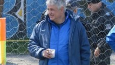 Стойчо Стоев иска нови играчи