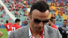 Класата е вечна: Бербатов вкарва голове в "Бентлито" си + ВИДЕО