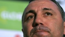 ОФИЦИАЛНО: Разжалваха Стоичков! Камата няма да е почетен консул в Барселона