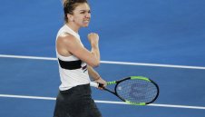 Халеп се измъчи в Мелбърн, изправя се срещу Винъс 