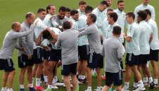 Не, не и не! Испанците вярват на Лучо