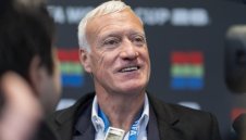 Дидие Дешан: Не съм извикал Дезире Дуе, за да му кажа "добър ден"