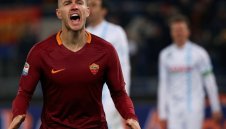 Рома наказа Каляри и е на точка от Ювентус