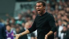 Бивш играч на Байерн пое Уотфорд