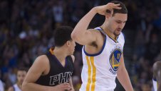 Голдън Стейт отново гази