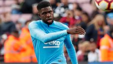 "Старата госпожа" хлътна по Юмтити