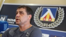 Петър Хубчев: Левски още не се е класирал