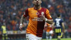 Снайдер подписа нов договор с Галатасарай