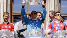 Байерн с много важен ход