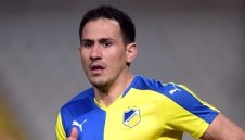 Напуска ли Живко Миланов АПОЕЛ? Вижте какво каза бранителят