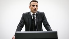 Бербатов сезира ФИФА за незаконни действия на БФС