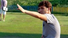 Треньор на Локо Пловдив бие играчите, взима и дрога