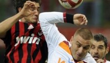 Милан с първа победа от пет мача