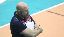 Шокираща причина! Треньорът на волейболния лидер напуска