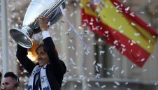 Модрич отново е №1 в Хърватия, изравни Шукер