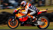 Кейси Стонър отново е световен шампион