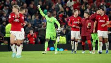 Онана защити съотборник в Юнайтед