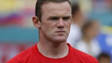 Уейн Руни игнорира критиките на Скоулс